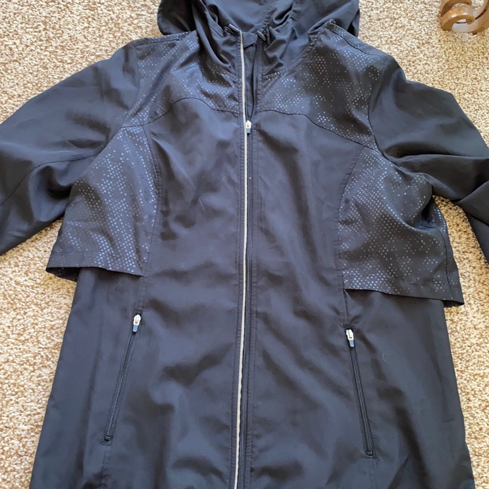 Super cute Champion wind breaker